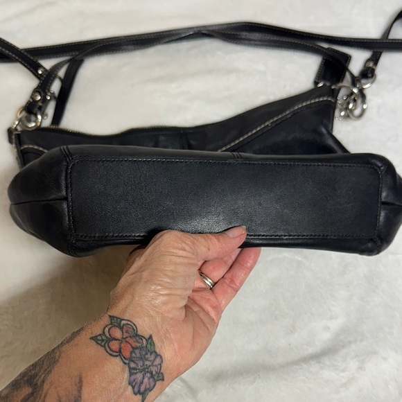 Coach Black Leather Hobo Bag with detachable crossbody strap - Picture 5 of 13